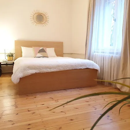 Apartament Z Parkingiem W Centrum - 23 Marca 5 Apartmán *